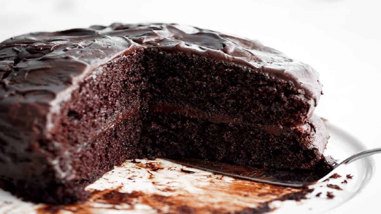 کیک ساده شکلاتی خوشمزه